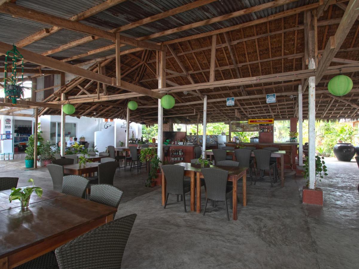 Oyo 853 Malapascua Beach And Dive Resort Esterno foto